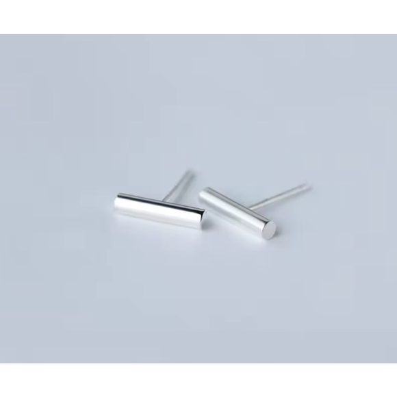 Unisex/Men’s‎ Fine 925 Sterling Silver Rhodium Staple Stud Earrings - Picture 16 of 16